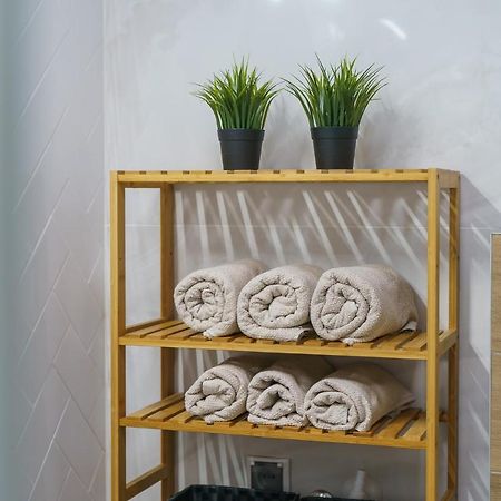 קולובז'ג Apartament Brisadelmar Z Bezplatnym Parkingiem מראה חיצוני תמונה