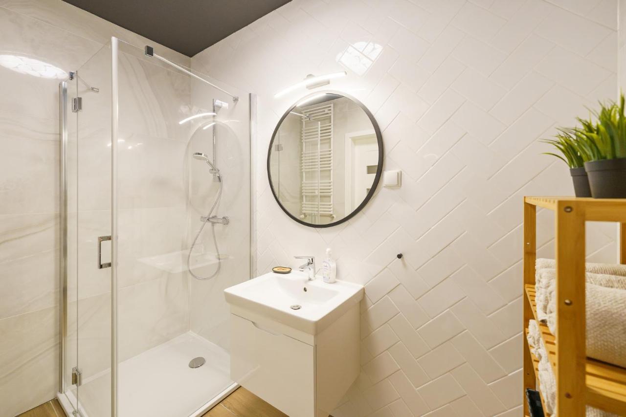 קולובז'ג Apartament Brisadelmar Z Bezplatnym Parkingiem מראה חיצוני תמונה
