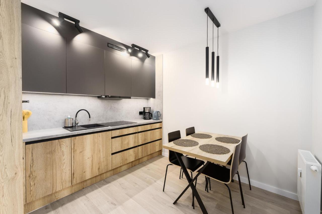 קולובז'ג Apartament Brisadelmar Z Bezplatnym Parkingiem מראה חיצוני תמונה